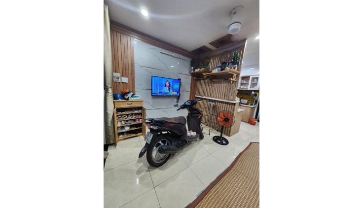 NHÀ 1/ LIÊN KHU 8-9, NGAY GÒ XOÀI, 31M2, 3 TẦNG 2PN, GIÁ 3.5 TỶ
